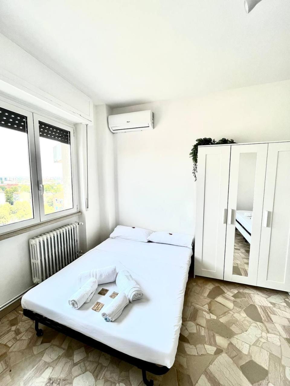 Apartament Skyscraper 11 Cinisello Balsamo Zewnętrze zdjęcie